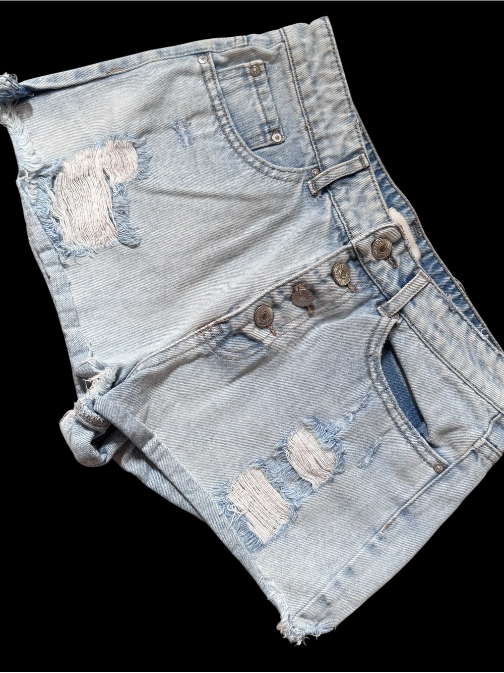 Forever 21 Women’s Denim Shorts Size 28 Light Wash Distressed Cuffed Raw Hem